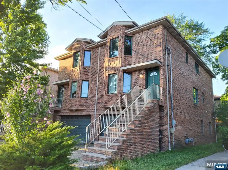 393 Washington Avenue, Cliffside Park, NJ 07010 - #3