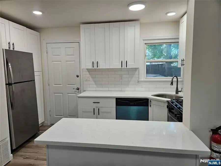 281 Marion Avenue, Cliffside Park, NJ 07010 - #3