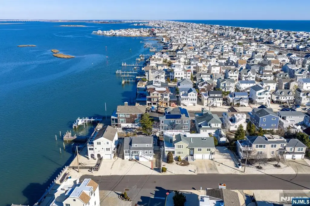 25 W Bayberry Drive, Beach Haven, NJ 08008 - #1