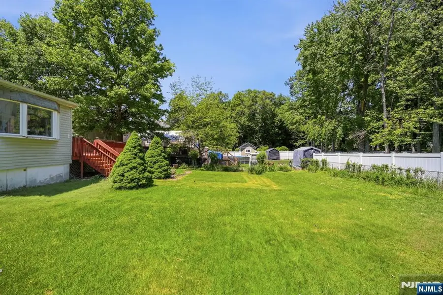 26 Hillside Terrace, Livingston, NJ 07039 - #3