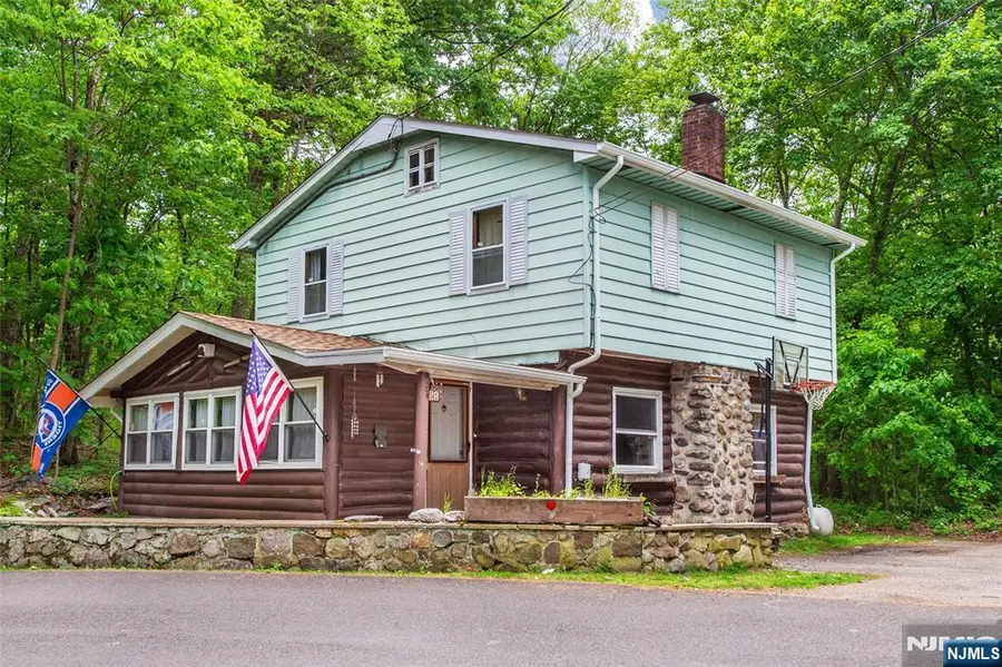 51 Poplar Grove Terrace, West Milford, NJ 07480 - #3