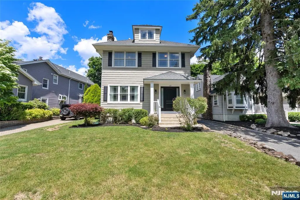 13 Glenview Road, Caldwell, NJ 07006 - #1