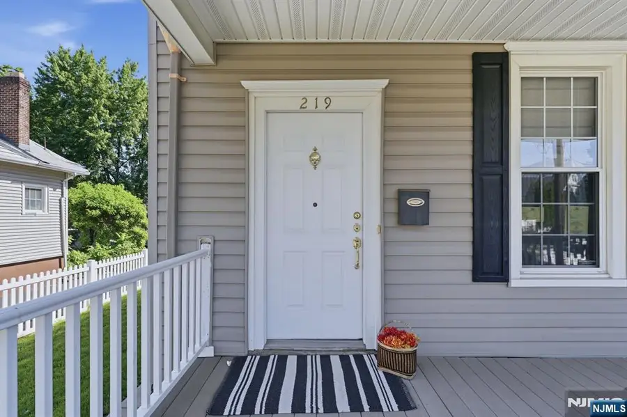 219 Magie Avenue, Roselle Park, NJ 07204 - #3