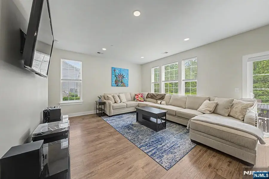 411 Parkview Lane, White Meadow Lake, NJ 07866 - #2