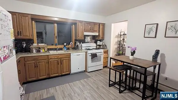 33 William Street, Wallington, NJ 07057 - #2
