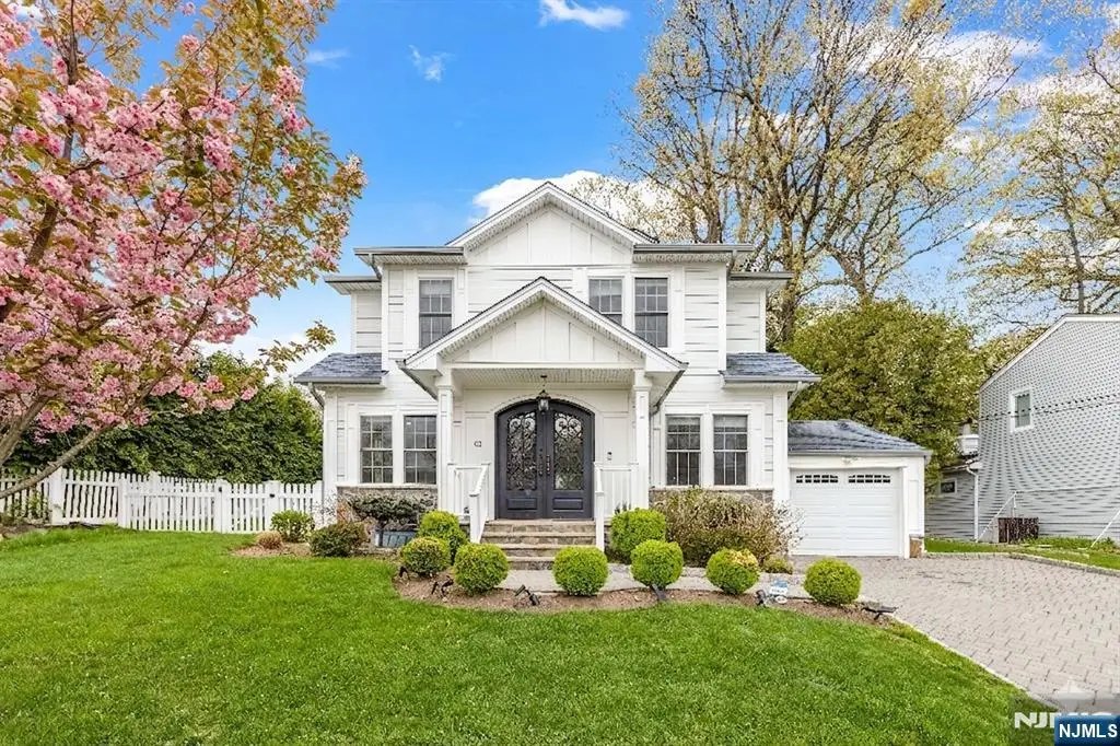 61 Roosevelt Street, Cresskill, NJ 07626 - #1