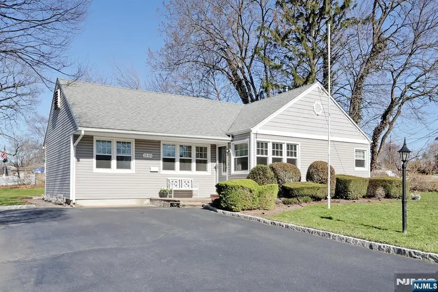 15-03 Everett Terrace, Fair Lawn, NJ 07410 - #2