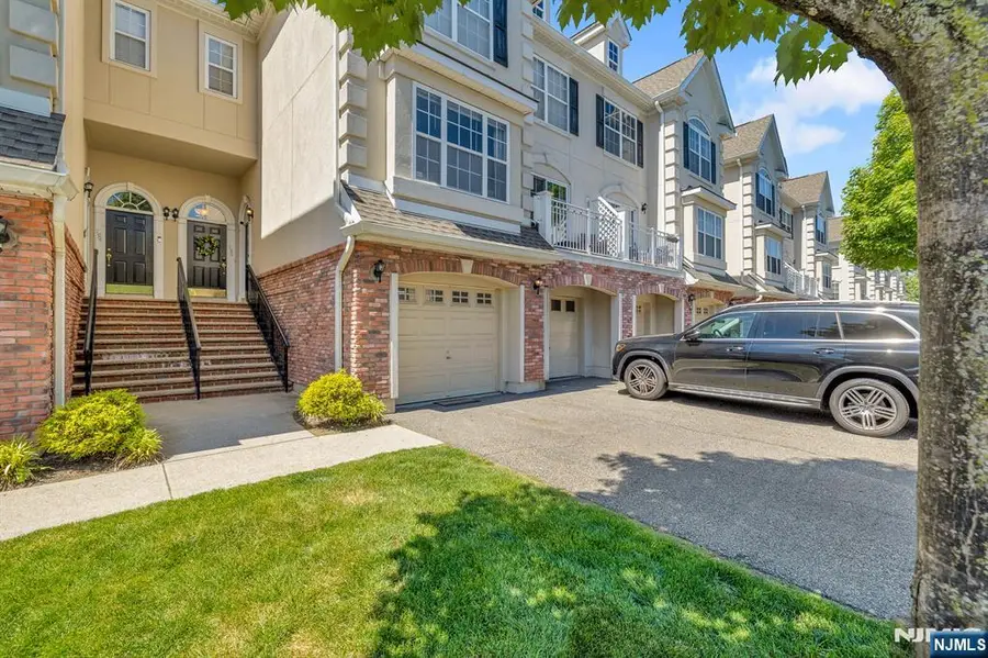 196 Blue Heron Drive 196, Secaucus, NJ 07094 - #3