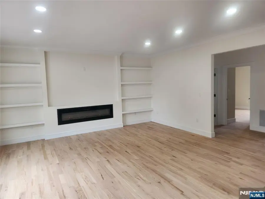 316 Hayes Drive, Saddle Brook, NJ 07663 - #2