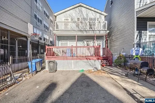 53 12th Avenue, Paterson, NJ 07501