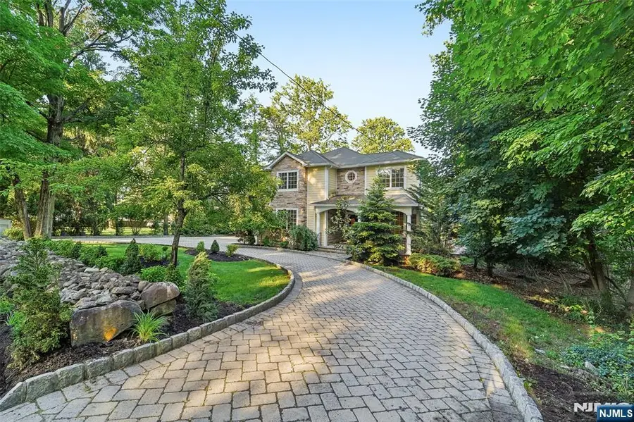 35 Franklin Turnpike, Allendale, NJ 07401 - #3