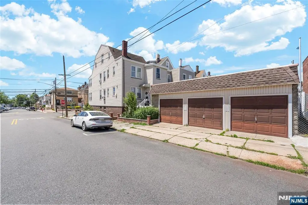 105 Bergen Avenue, Kearny, NJ 07032 - #1