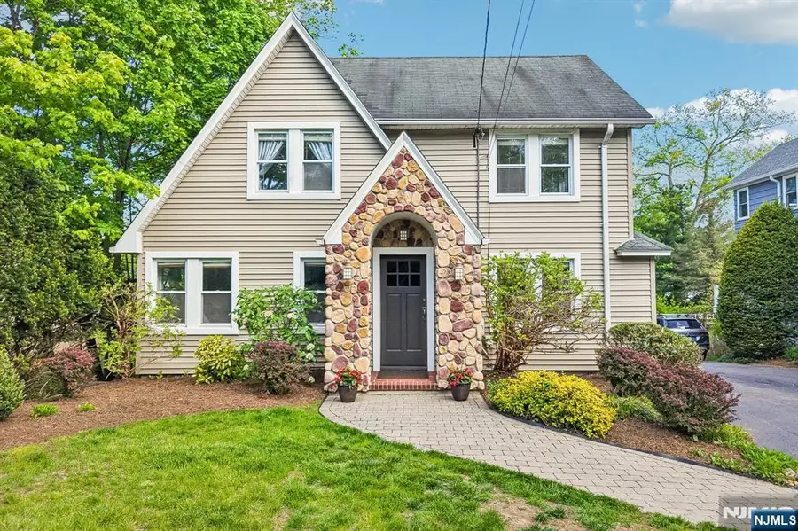 243 Lincoln Avenue, Ridgewood, NJ 07450 - #2