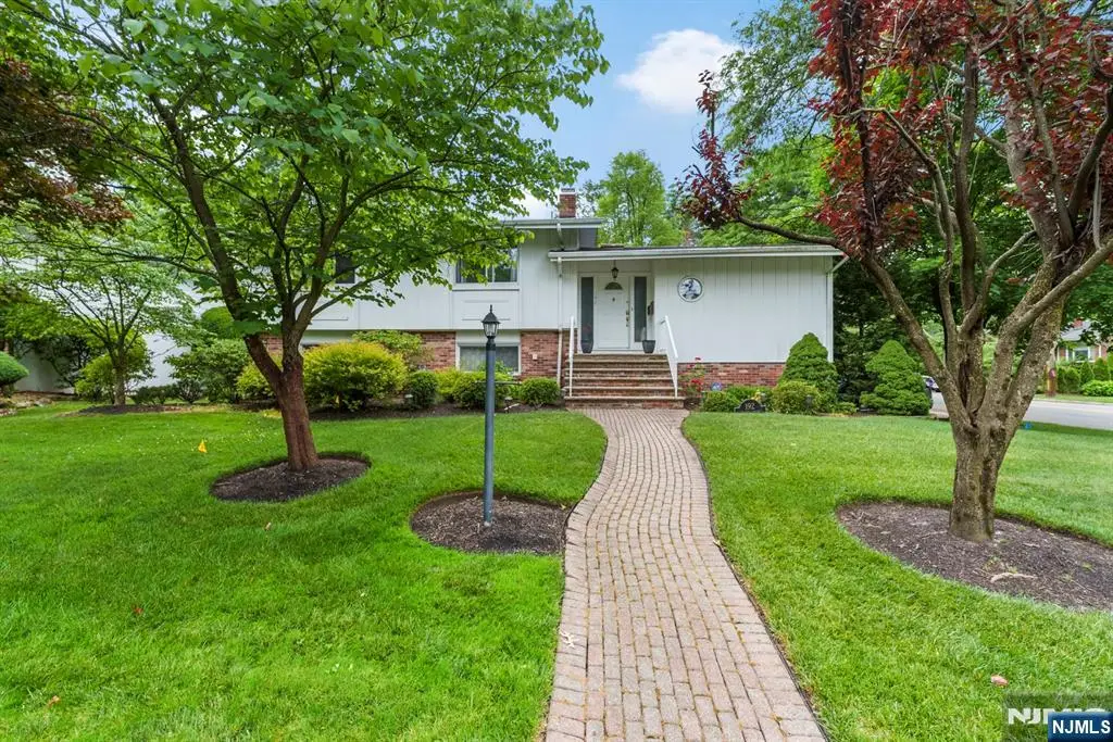 192 Jenkins Drive, Englewood Cliffs, NJ 07632 - #1