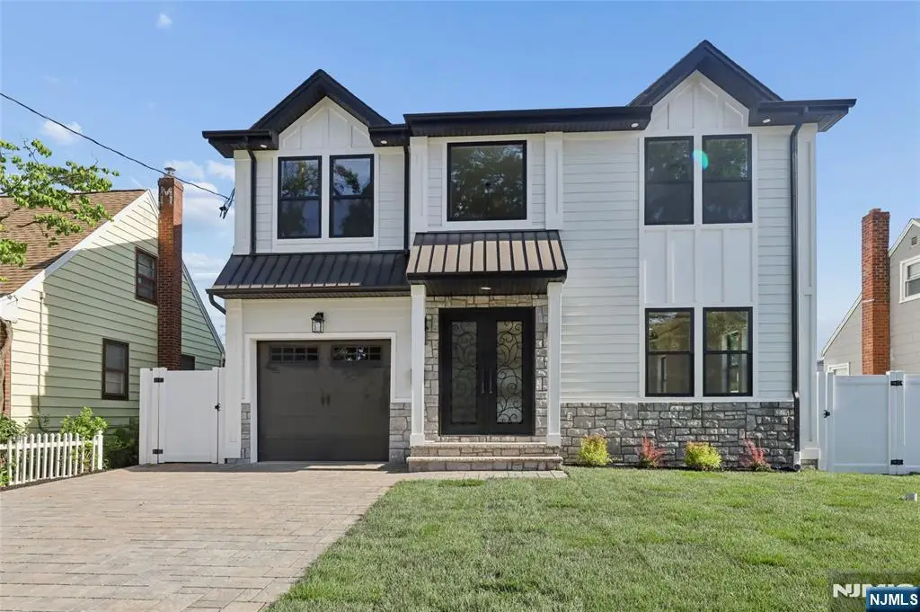 9 Cole Street, Bergenfield, NJ 07621 - #1