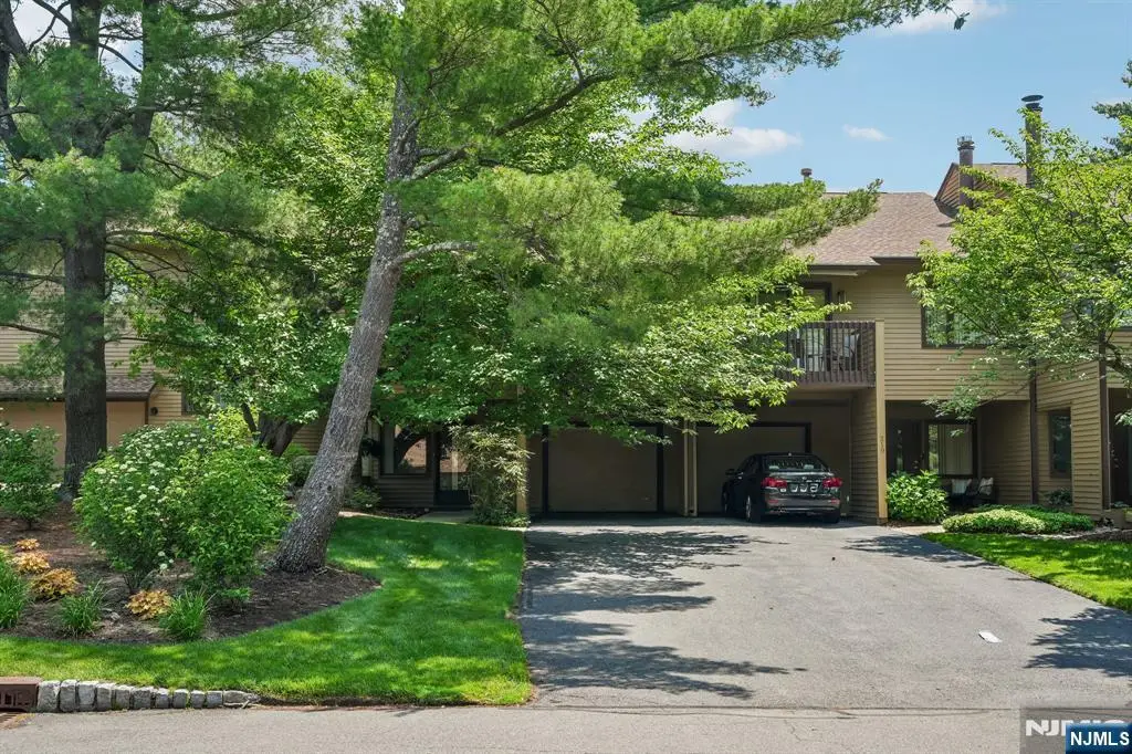 220 Mountain View Drive 220, Mahwah, NJ 07430 - #1