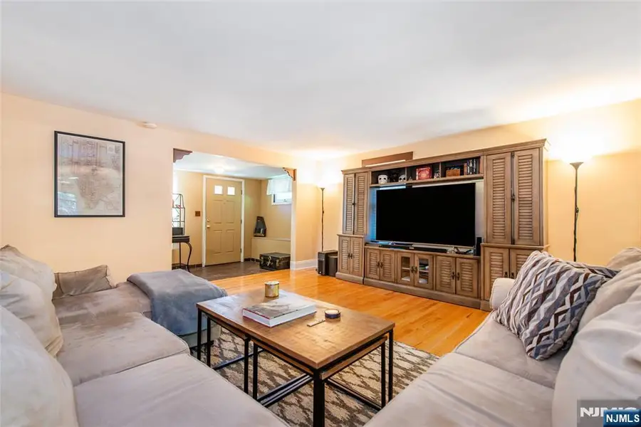 20 Yesler Way, Hillsdale, NJ 07642 - #2