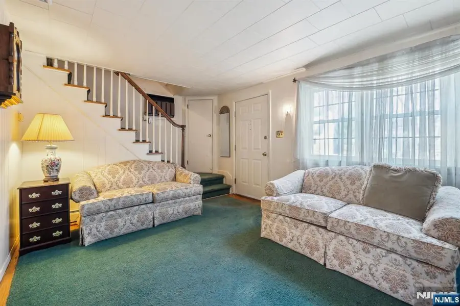 26 N Wardell Road, Livingston, NJ 07039 - #3