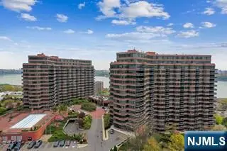 100 Carlyle 16 J/K N, Cliffside Park, NJ 07010