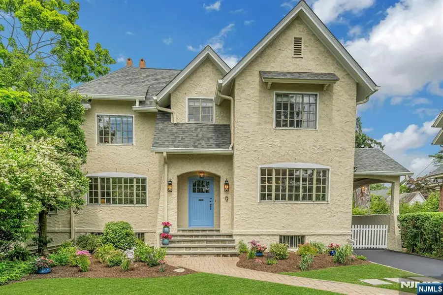 9 Parkway, Montclair, NJ 07042 - #2