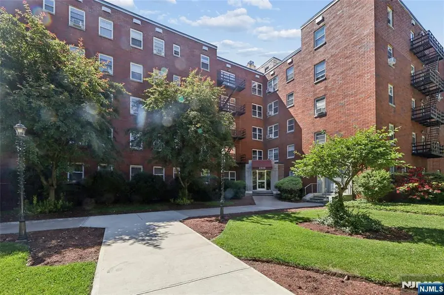 2320 Linwood Avenue 1F, Fort Lee, NJ 07024 - #2
