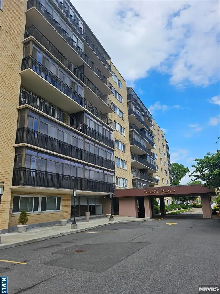 2185 Lemoine 3D, Fort Lee, NJ 07024 - #1