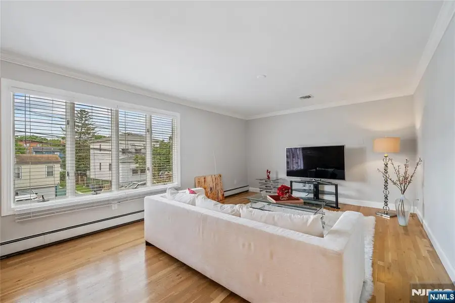 45 Grunwald Street, Clifton, NJ 07013 - #3