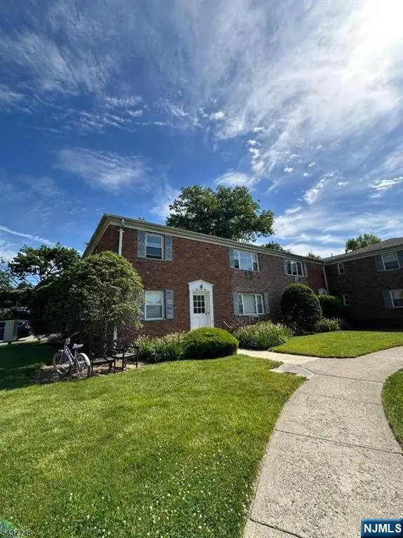 43 Conforti Avenue 86, West Orange, NJ 07052 - #1
