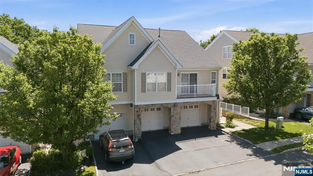 28 Mountainside Drive, Pompton Lakes, NJ 07442 - #1