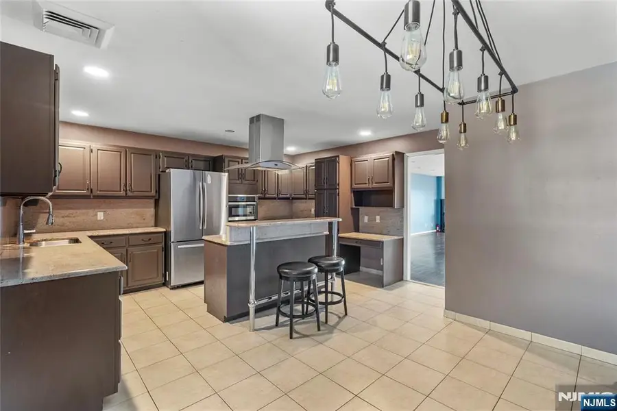 300 Gorge Road 2, Cliffside Park, NJ 07010 - #2