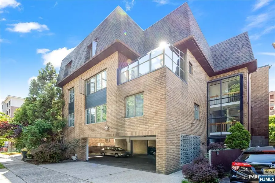 319 Gorge Road C0007, Cliffside Park, NJ 07010 - #2
