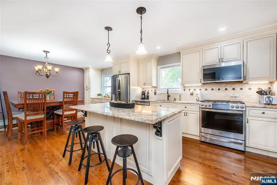 14 Stirling Lane, Wayne, NJ 07470 - #3