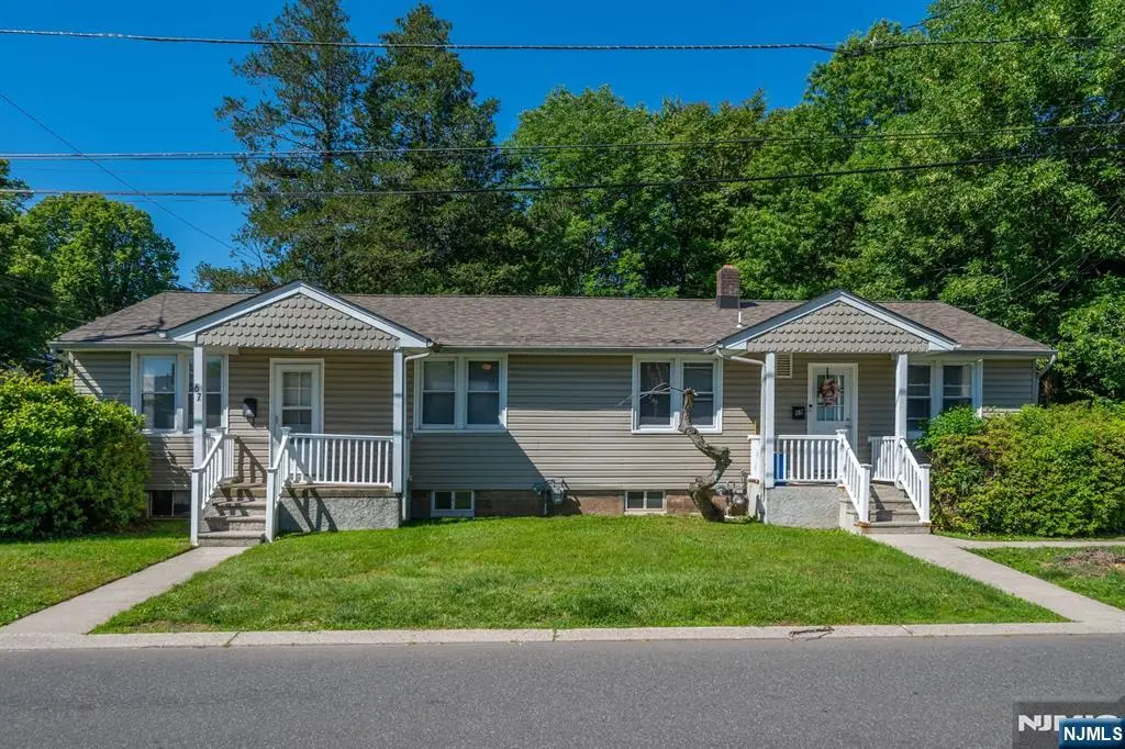 67 Stuyvesant Court, Clifton, NJ 07013 - #1