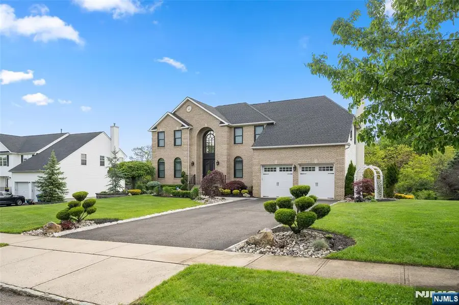 6 Christinalynn Drive, Monroe, NJ 08831 - #2
