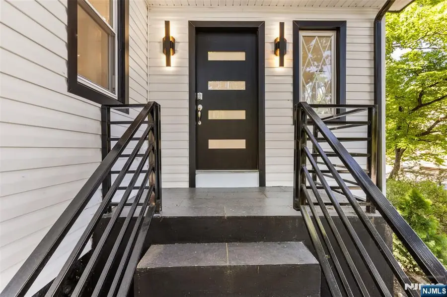 137 Myrtle Avenue, Allendale, NJ 07401 - #2