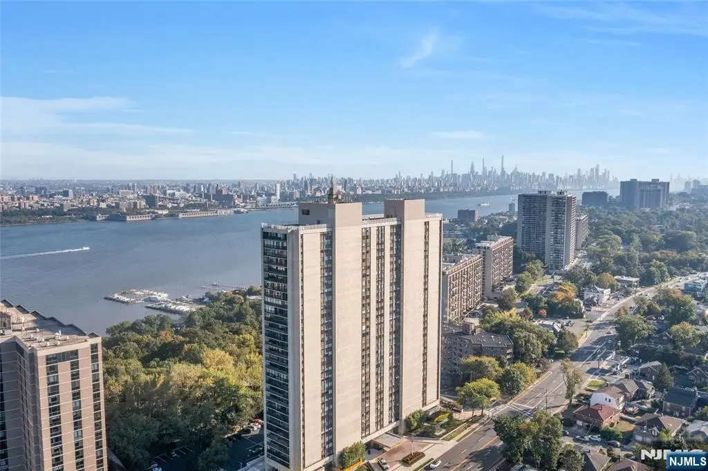 1500 Palisade Avenue 5D, Fort Lee, NJ 07024 - #1