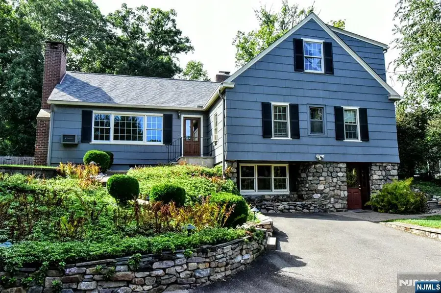 497 W Saddle River Road, Upper Saddle River, NJ 07458 - #2
