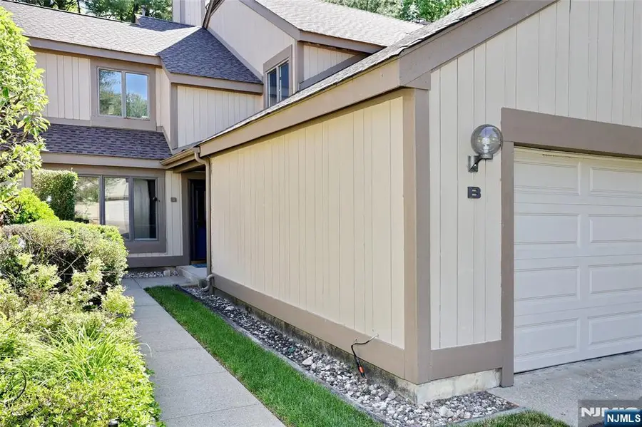 504 Aspen Lane 5042, Wyckoff, NJ 07481 - #3
