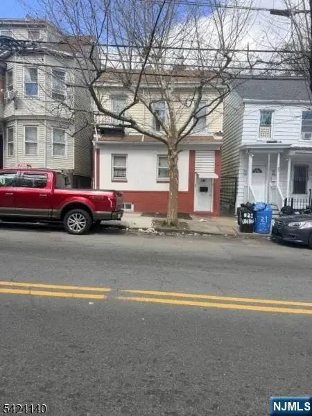 519 Union Avenue, Paterson, NJ 07522