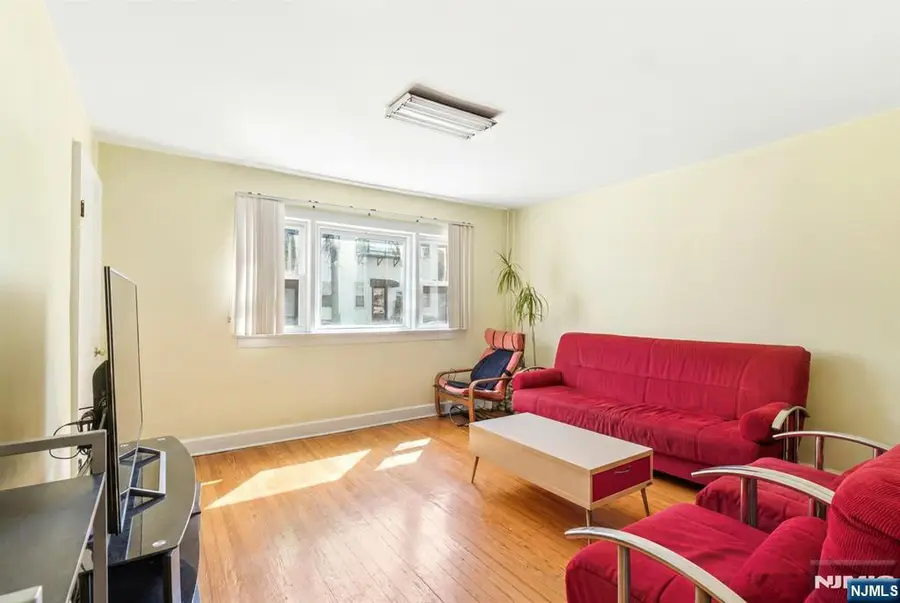 164 Hopkins Avenue, Jersey City, NJ 07306 - #3