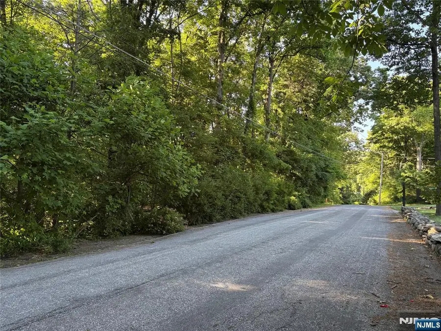 14 Up A Way Drive, Vernon, NJ 07461 - #3
