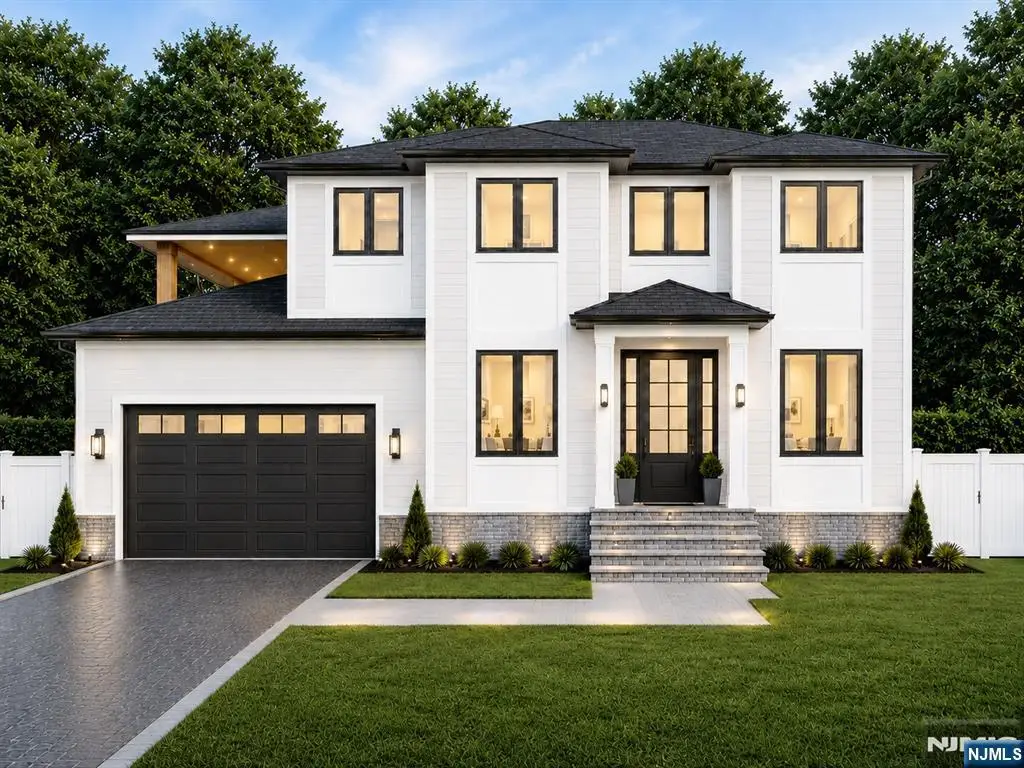 31 Ashwood Drive, Livingston, NJ 07039 - #1