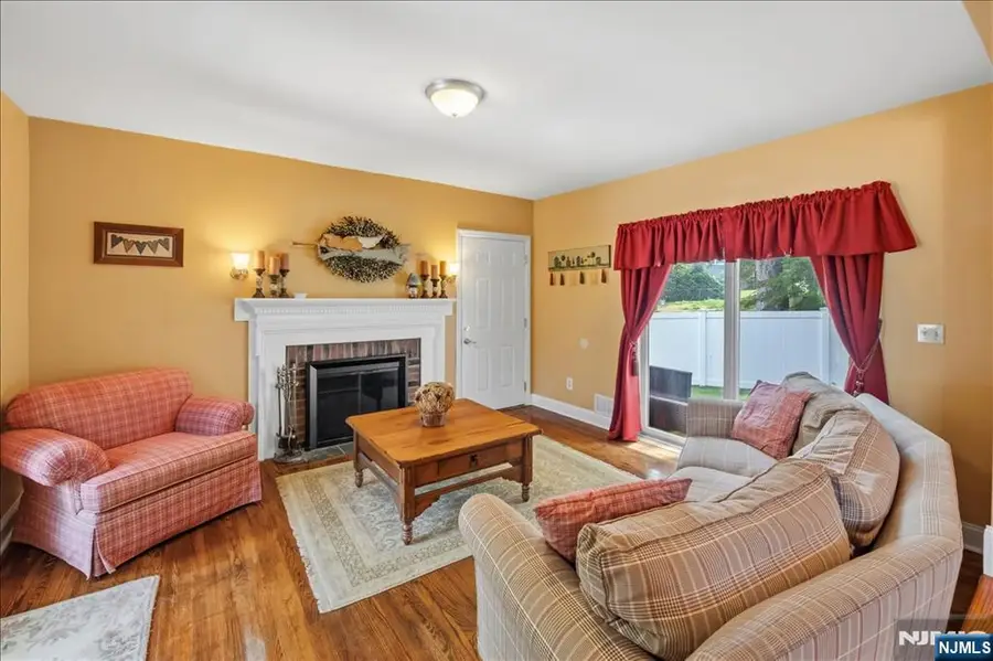583 Brookside Avenue, Oradell, NJ 07649 - #3