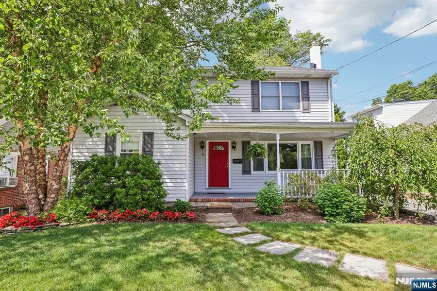 11 Woodward Avenue, Bloomingdale, NJ 07403 - #2