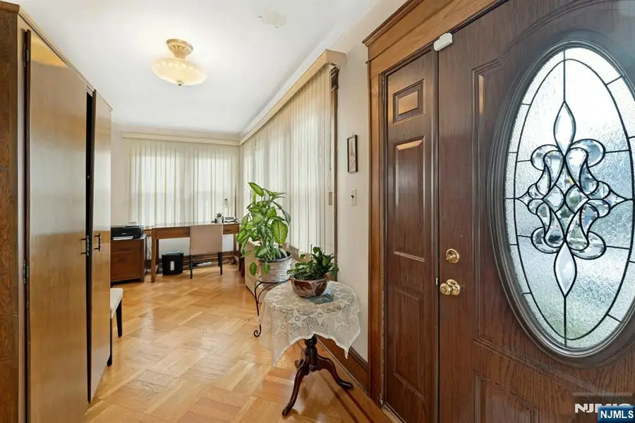 520 Dewey Avenue, Cliffside Park, NJ 07010 - #2