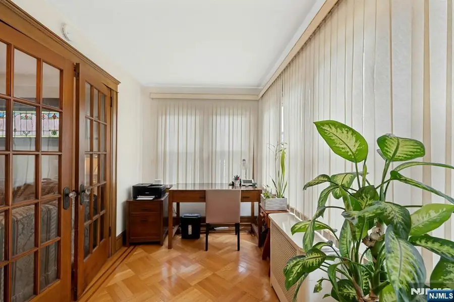 520 Dewey Avenue, Cliffside Park, NJ 07010 - #3