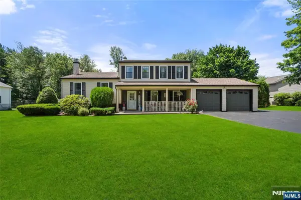 21 Baron Road, West Milford, NJ 07480