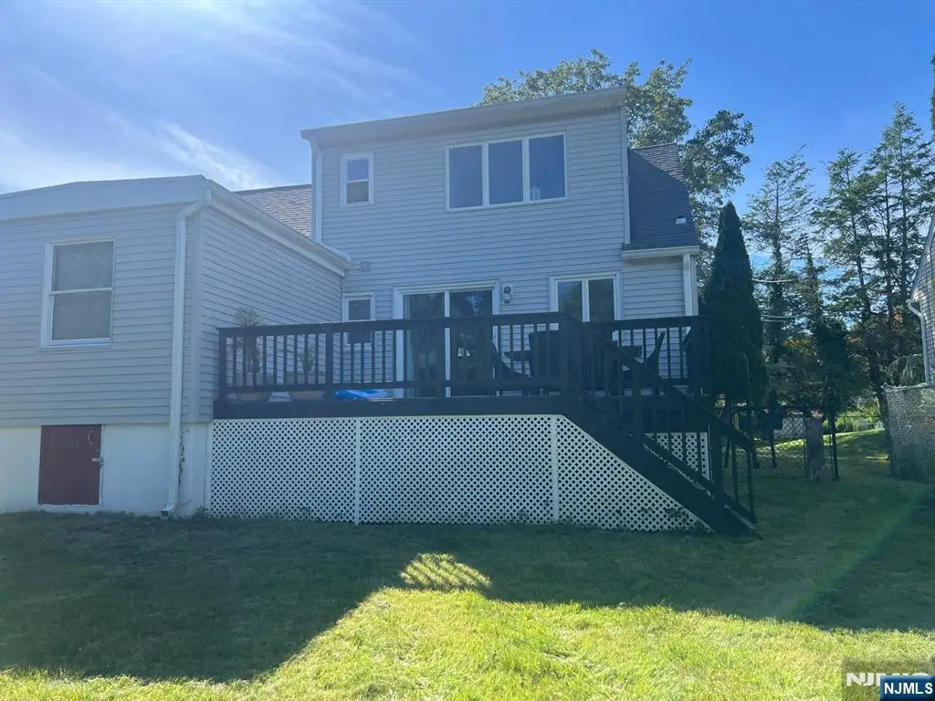 6 Cedar Street, Pompton Lakes, NJ 07442 - #1