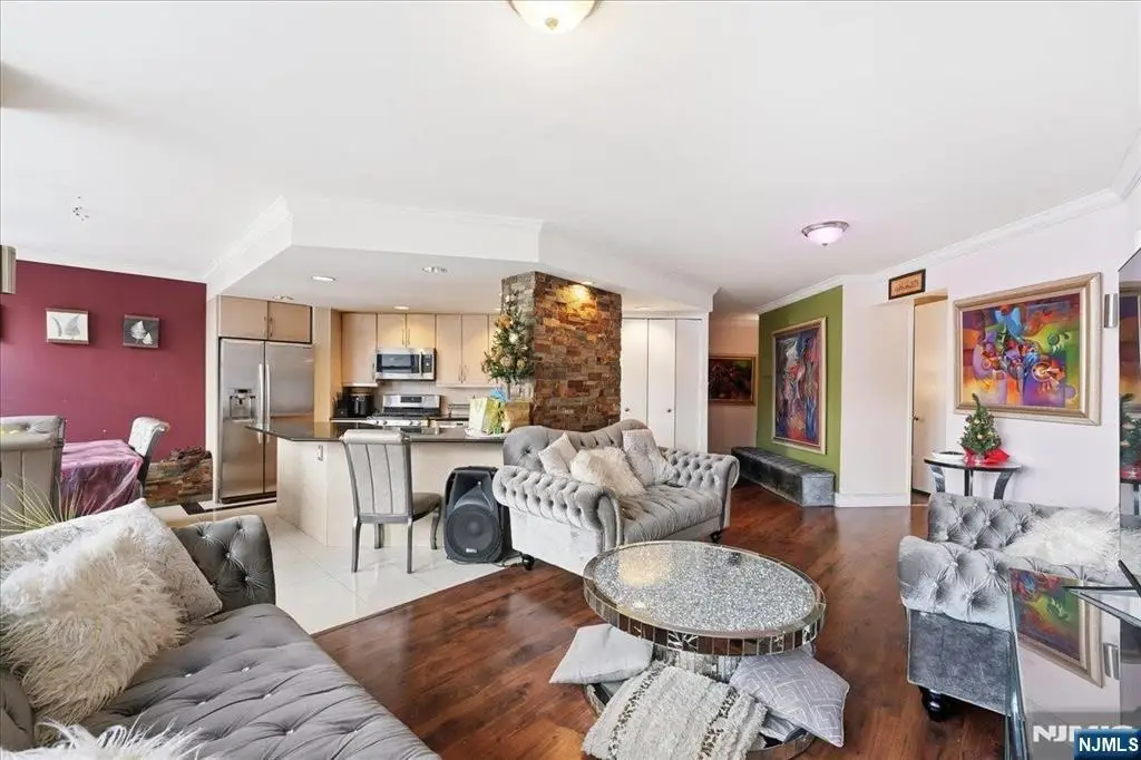 7004 Boulevard East 8C, Guttenberg, NJ 07093 - #1