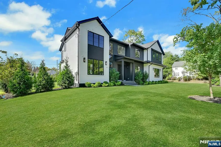 32 Highland Avenue, Demarest, NJ 07627 - #2